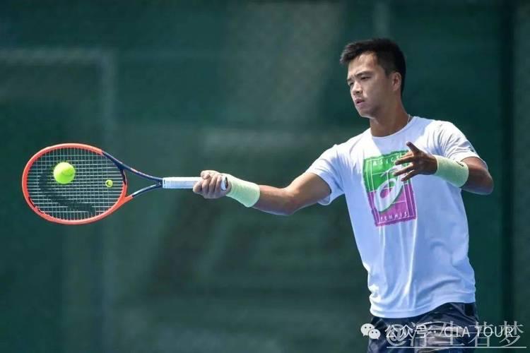 中网巡职业级总决赛男单巅峰对决：孙发京迎战崔杰